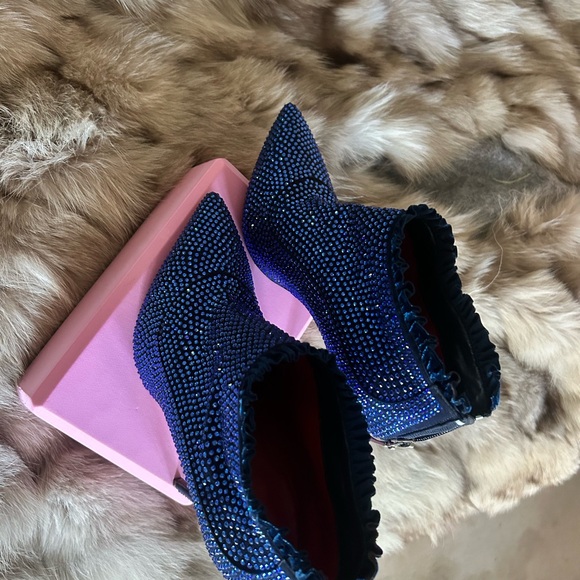 Cesare Paciotti Blue and Red Studded Heeled Boots - Picture 6 of 9